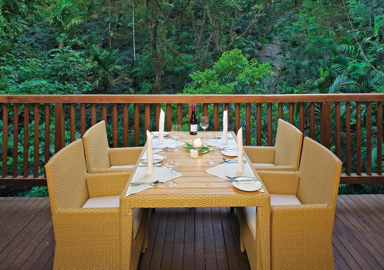 The Tamara Coorg Hotel Kakkabe Exterior photo
